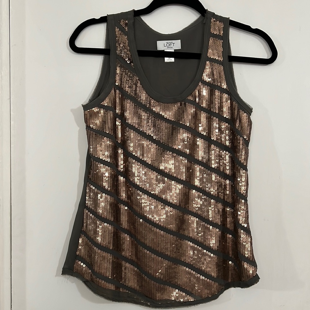 Loft Olive SP Top With Sequin